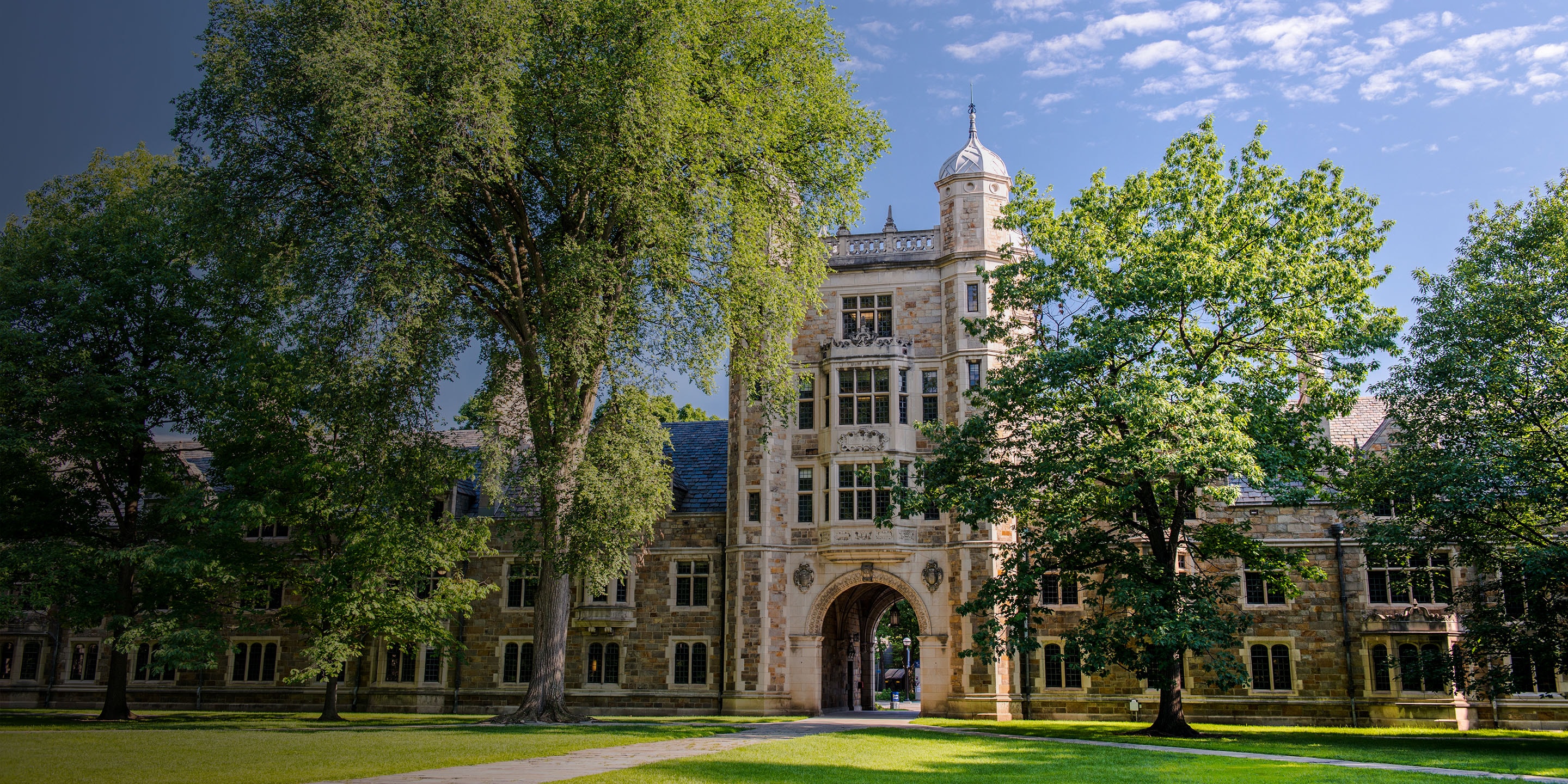 HBS-JS-Education-higher-Ed-landing page-hero.jpg