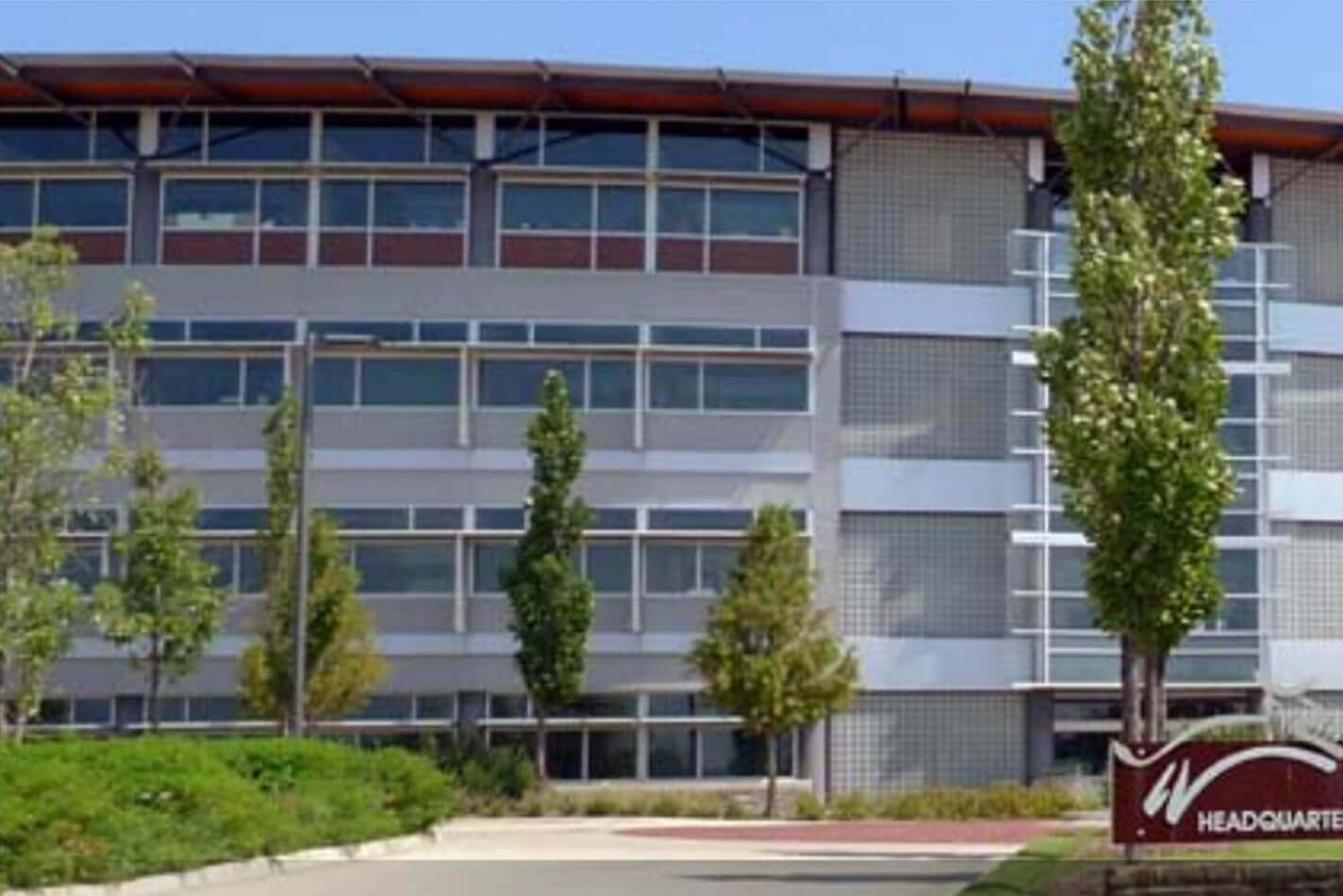 Apartment building