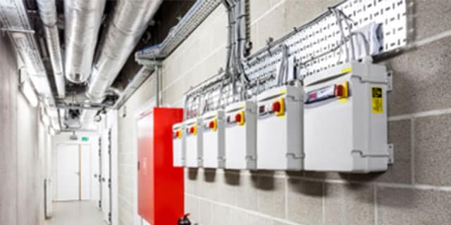 Clean agent fire suppressing system