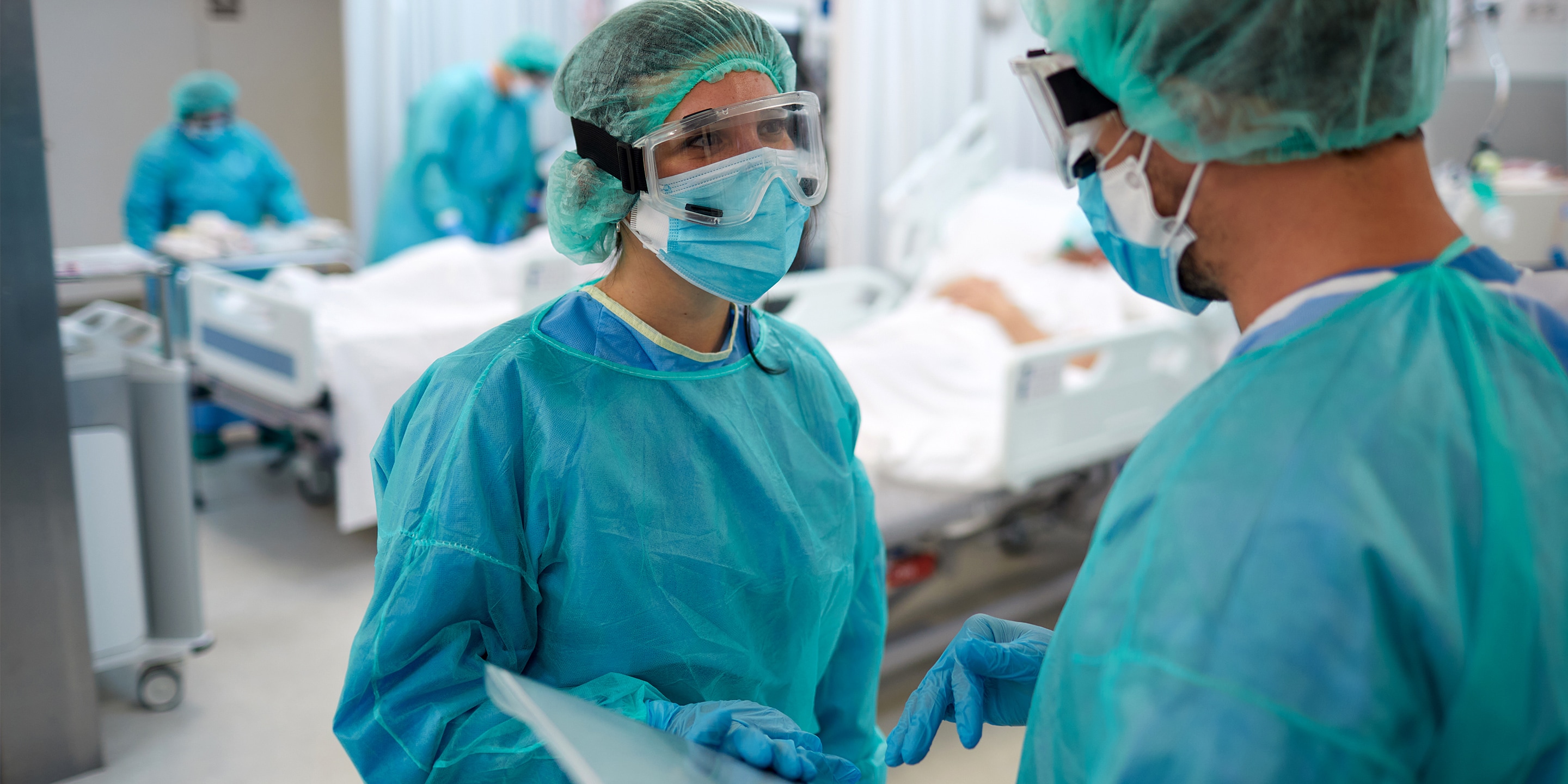 Doctor with mask – something to hint at airborne contamination