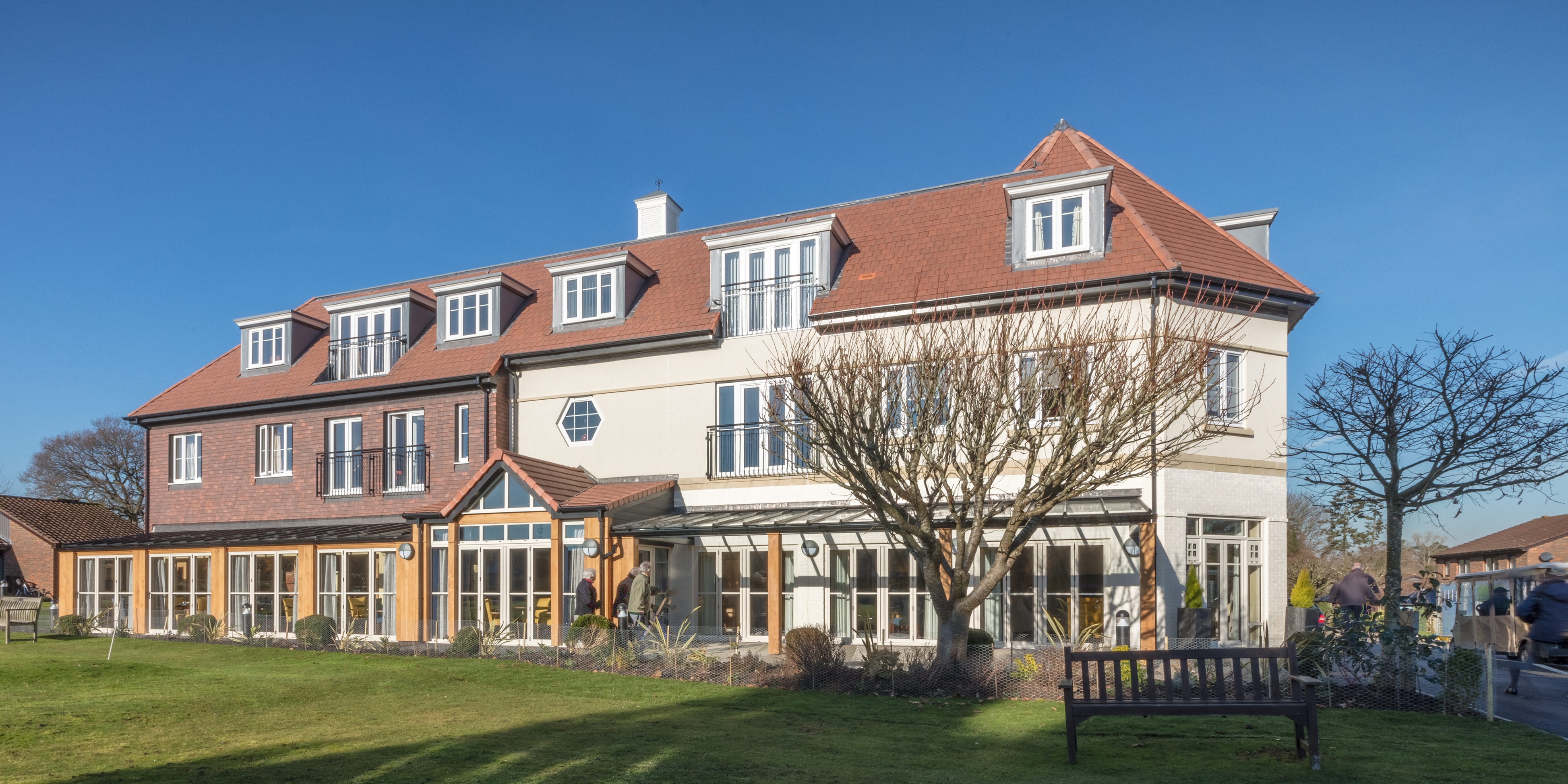 Elmbridge-Manor-2880x1440.jpg