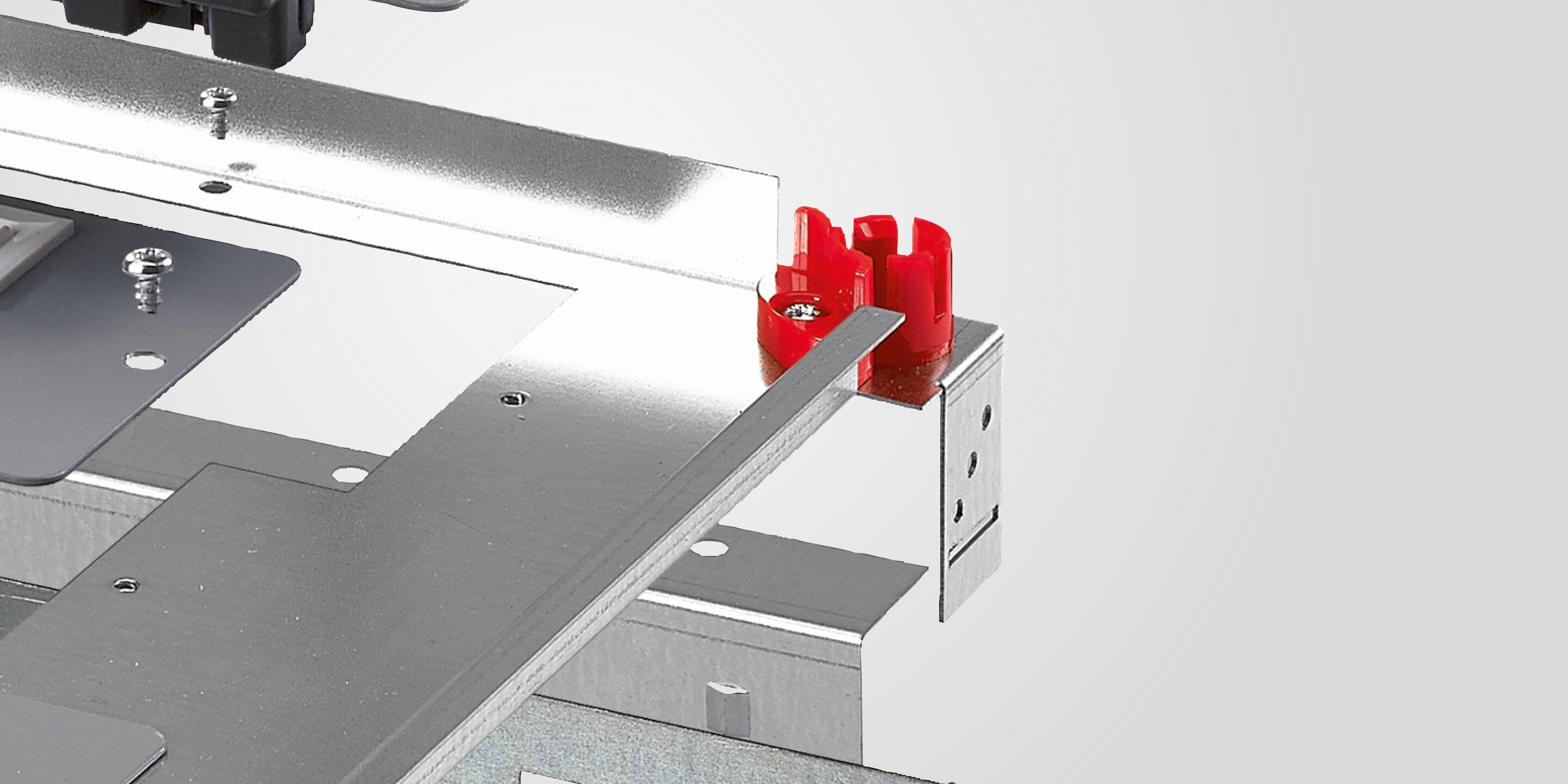 Adjustable tray height 