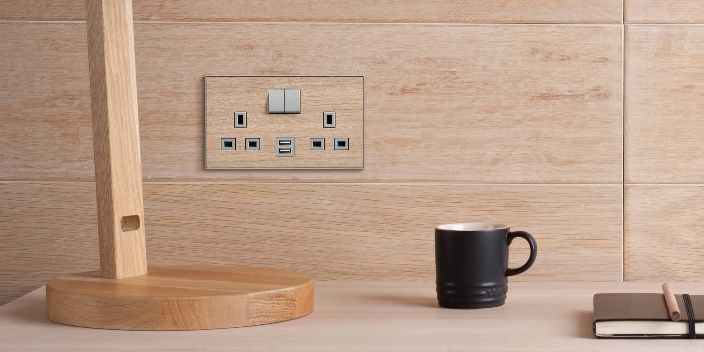 Decorative British Oak USB product 