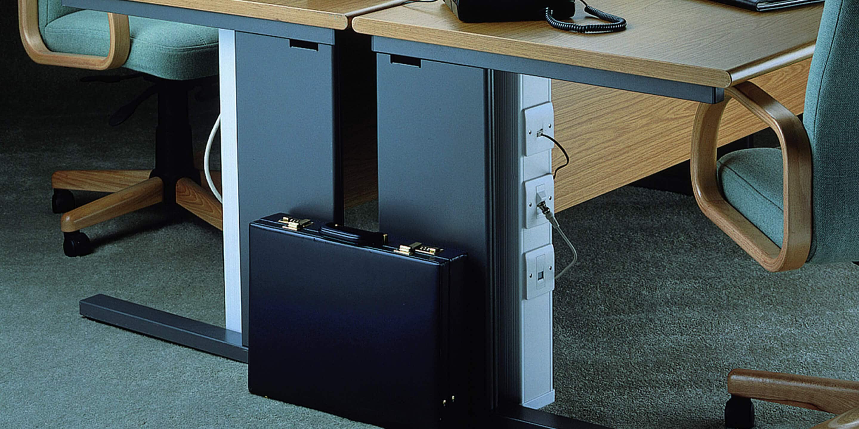 Prestige 3D underdesk product 