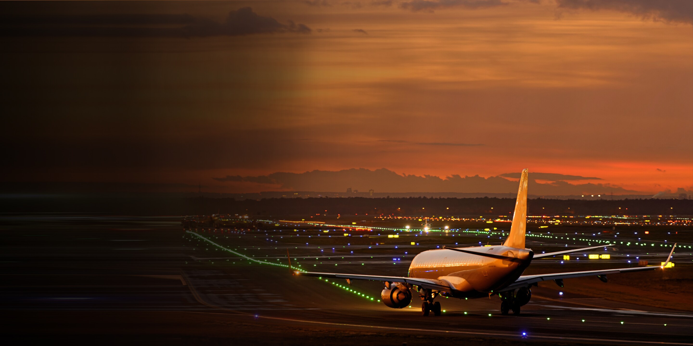 hero4-airside-operations-web-2880x1440px.jpg